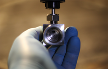 Load image into Gallery viewer, 1/2&quot; NPT Stainless Steel Needle Valve